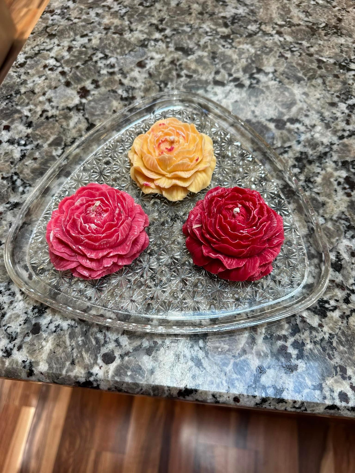 Z-Rose candles 3 per order